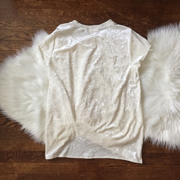 LAST: Small Crushed Velvet Top - Picture 3 of 3